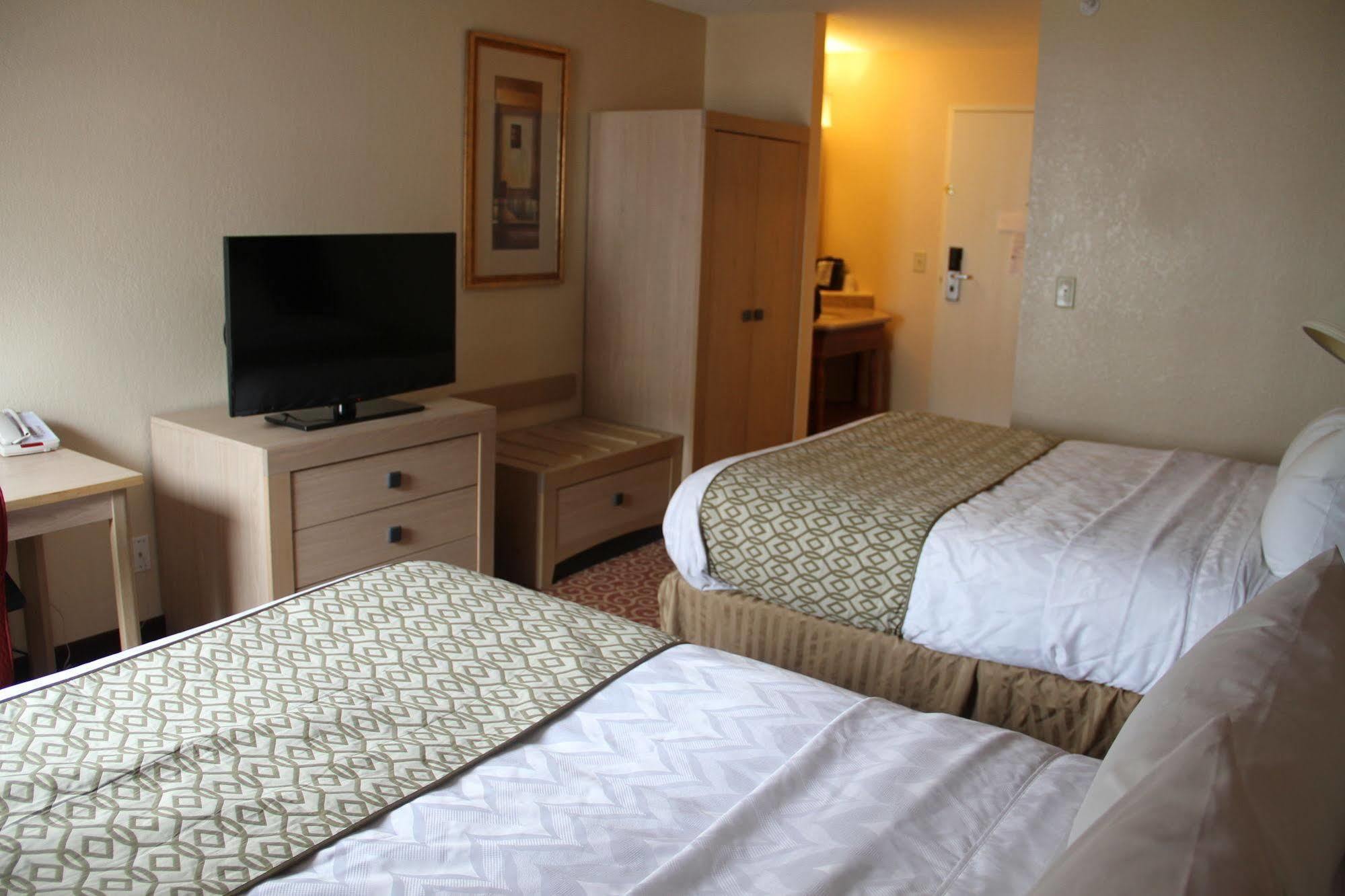 Hotel Baymont By Wyndham Stevens Point Zewnętrze zdjęcie